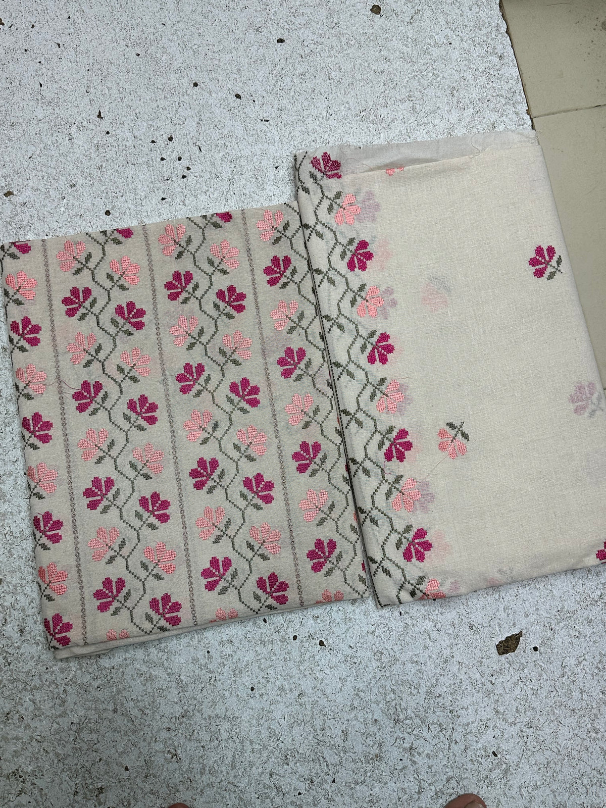 Bareeze 3PC Khaddar Karandi Suit
