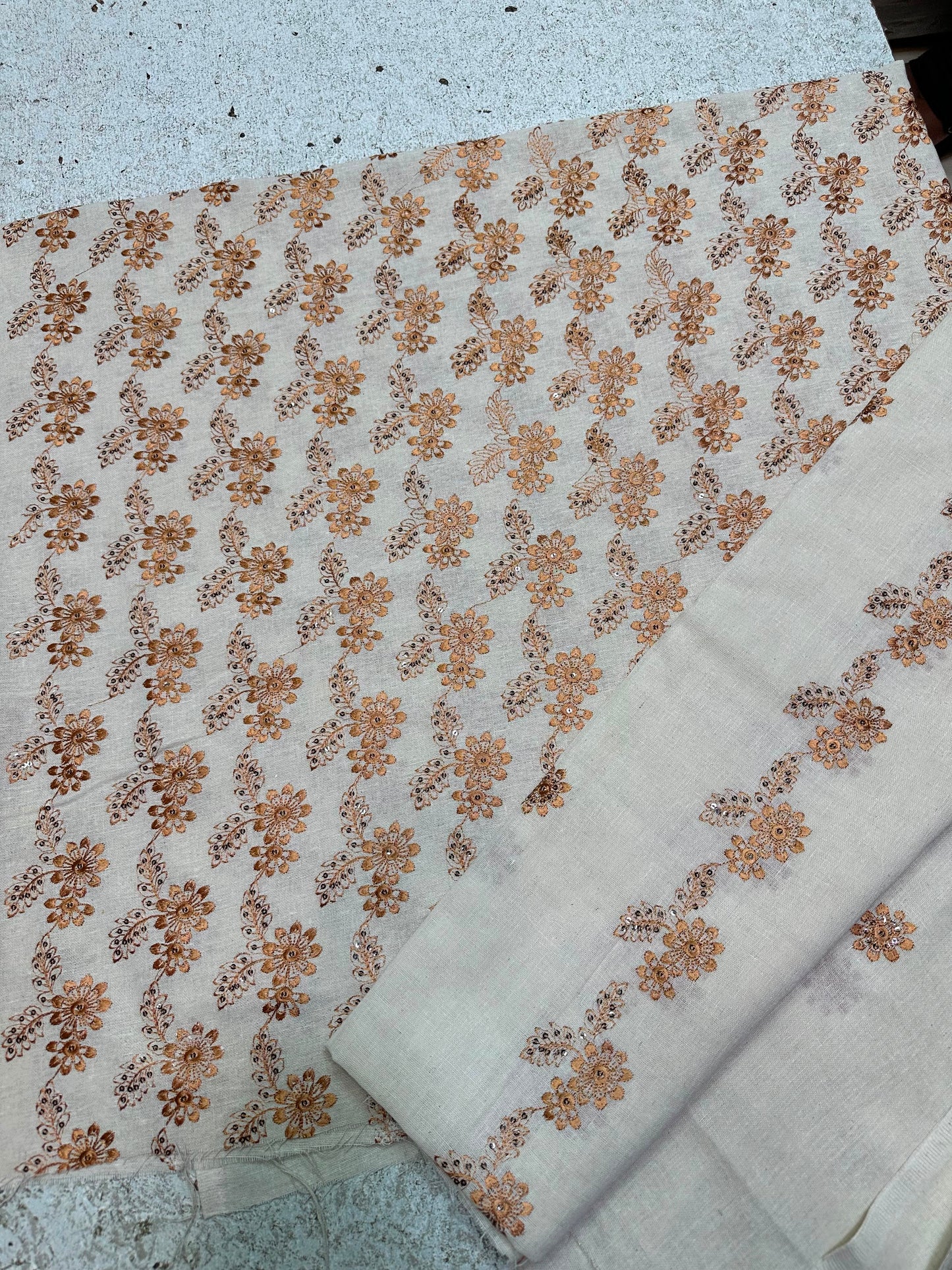Bareeze 3PC Khaddar Karandi Suit