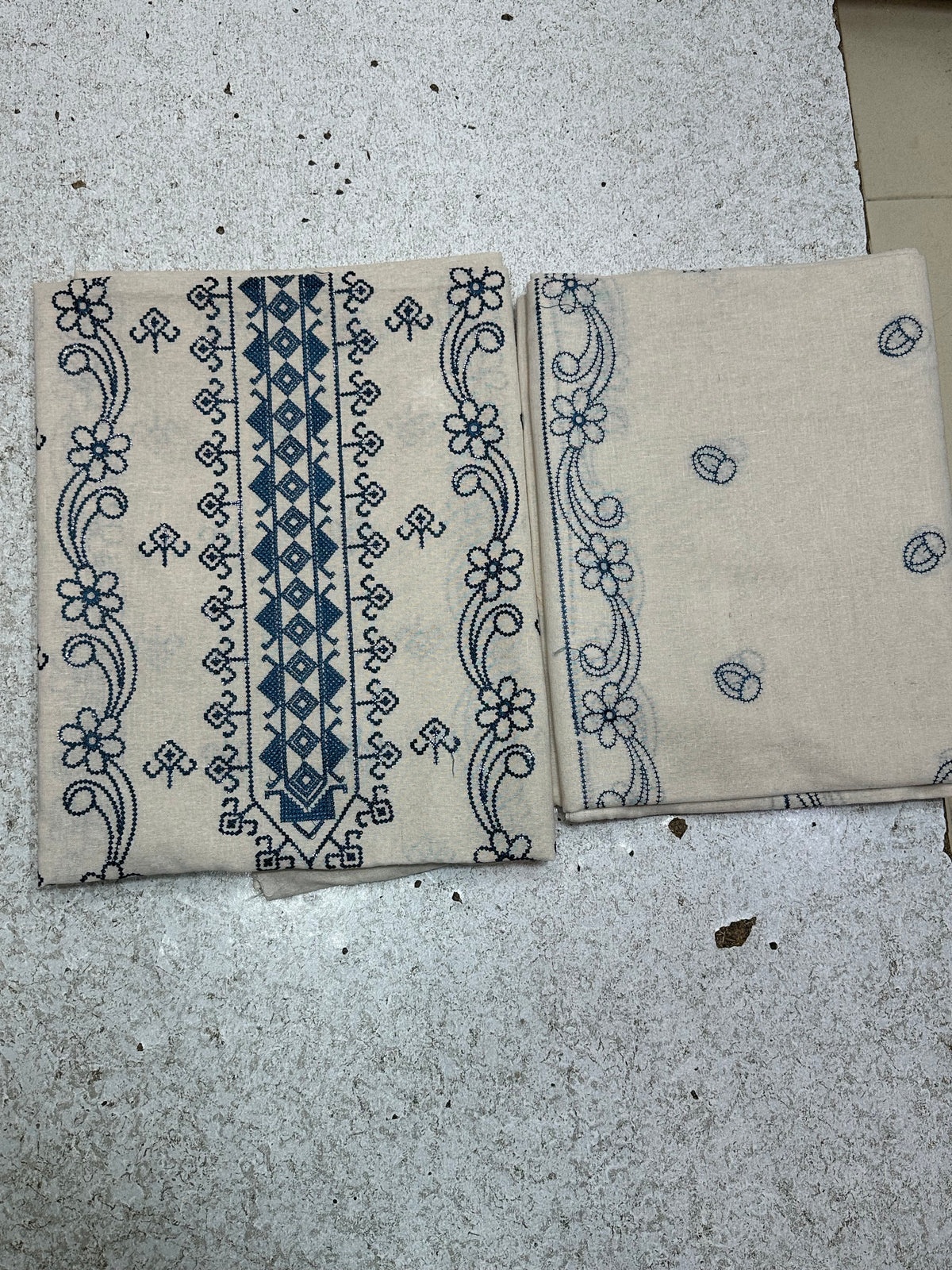 Bareeze 3PC Khaddar Karandi Suit