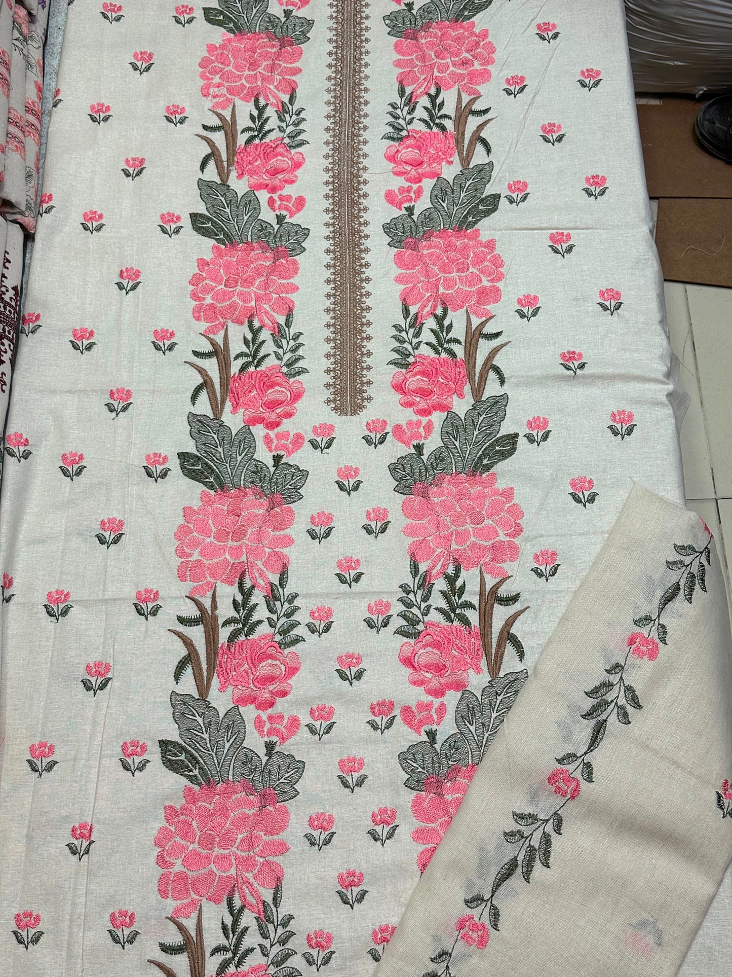 Bareeze 3PC Khaddar Karandi Suit